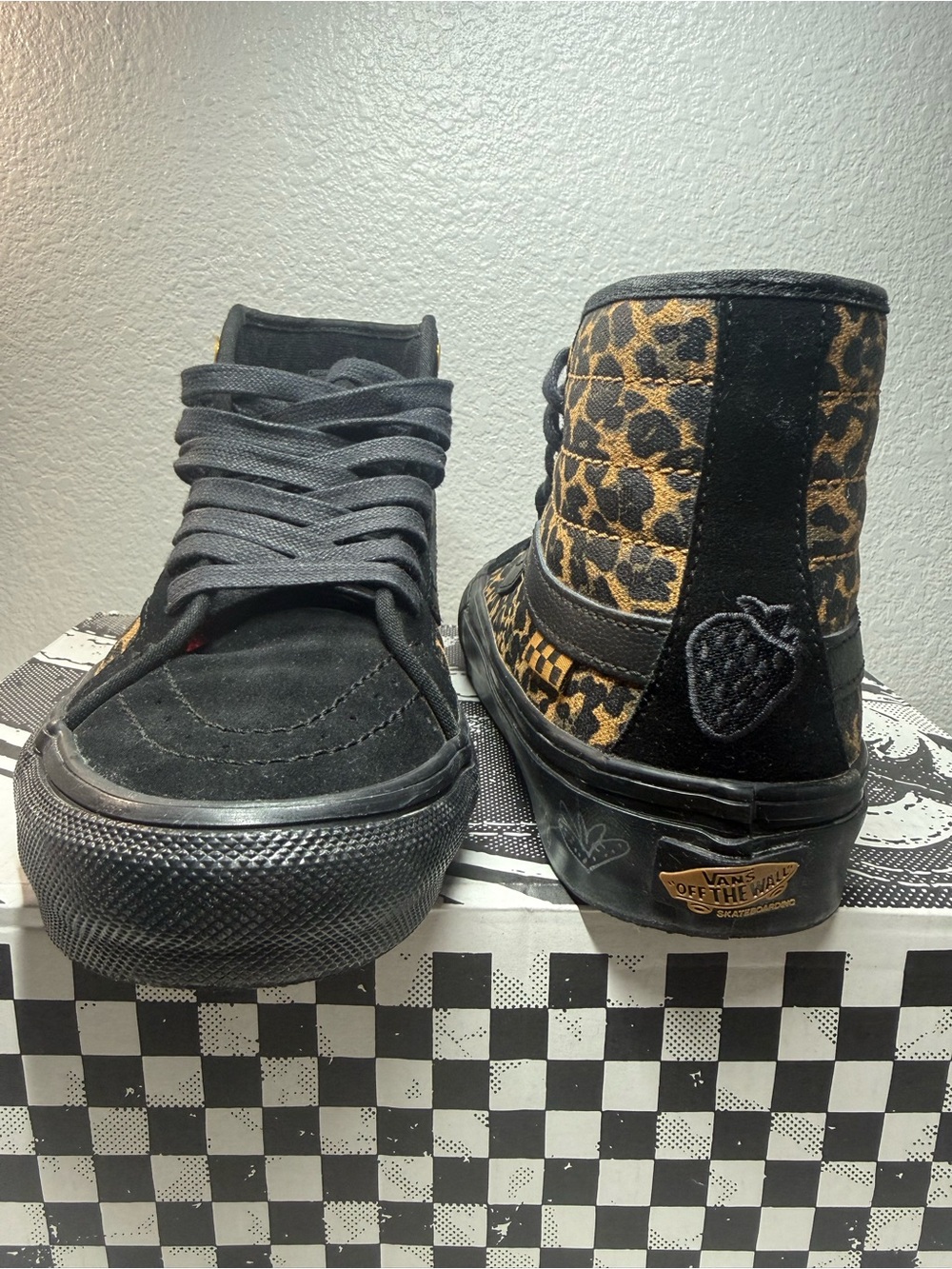 Vans Men’s High-Top Sneakers in Black and Leopard